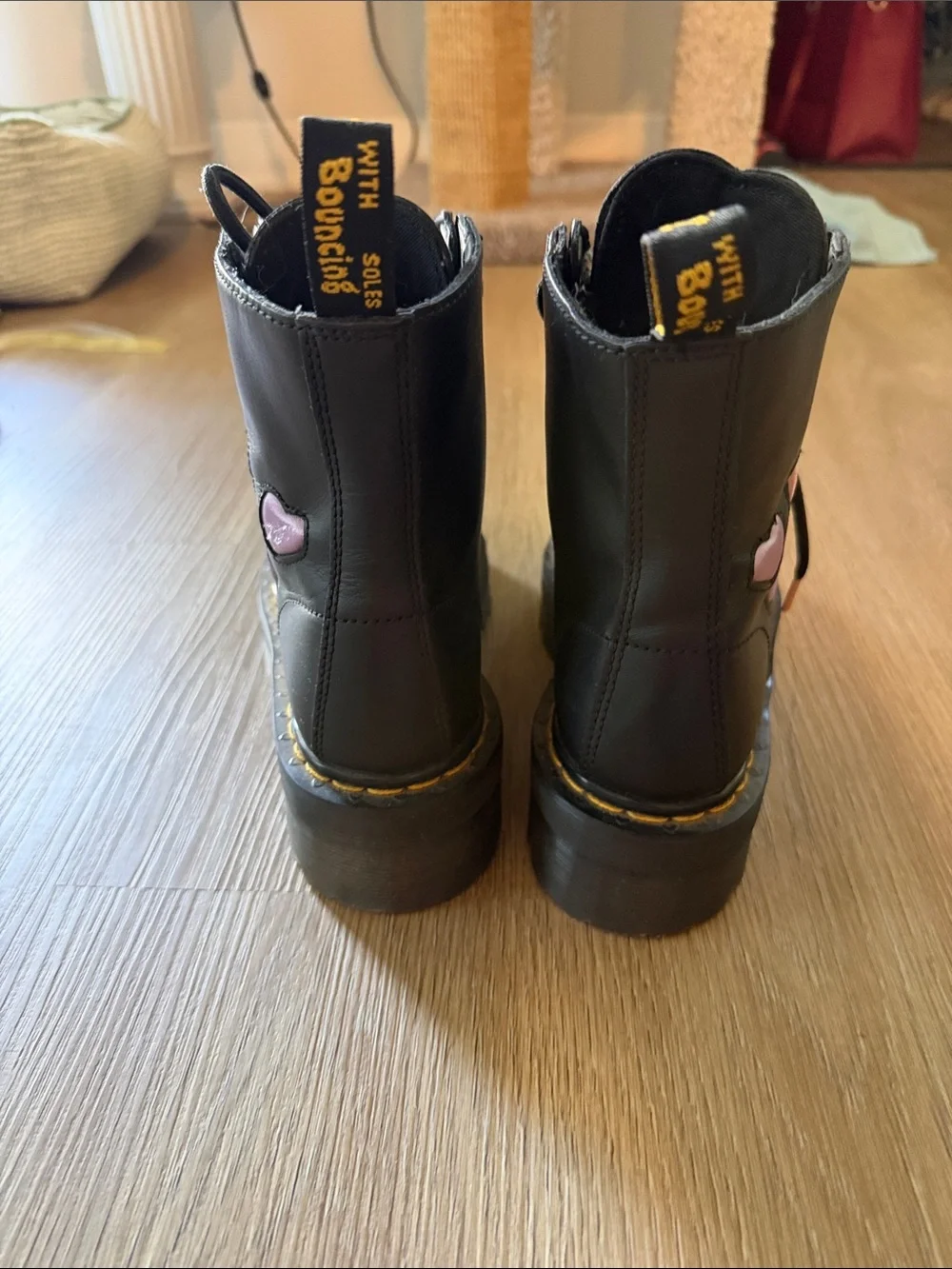Dr.Marten Heart Boots